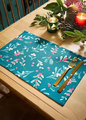 Catherine Lansfield Christmas Holly & Mistletoe Set of 4 Placemats | Kaleidoscope