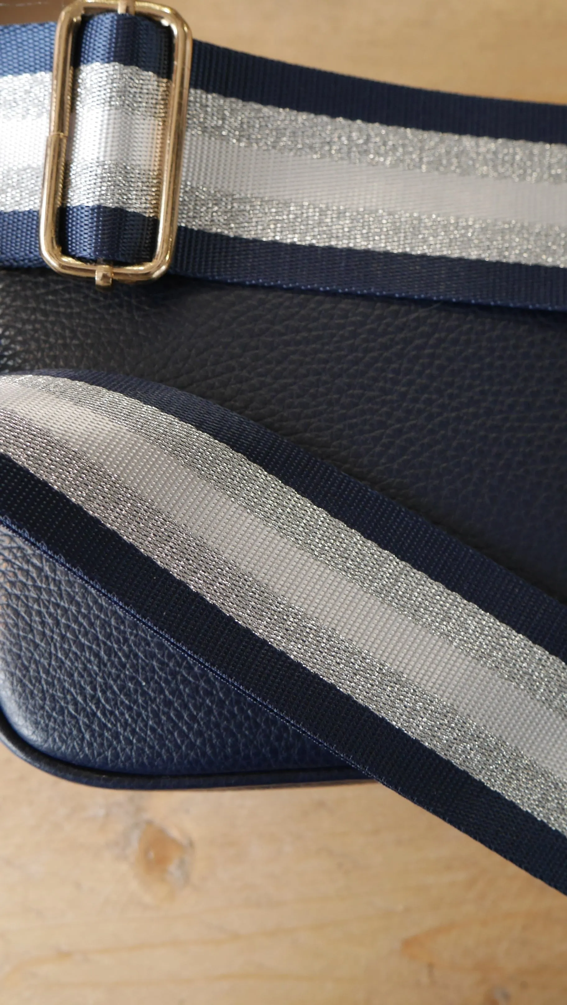 Cross Body Leather Bag Navy