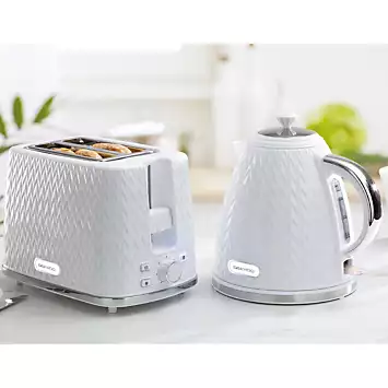 Daewoo Argyle Kettle & 2 Slice Toaster SDA1780 / SDA1781 - White | Kaleidoscope