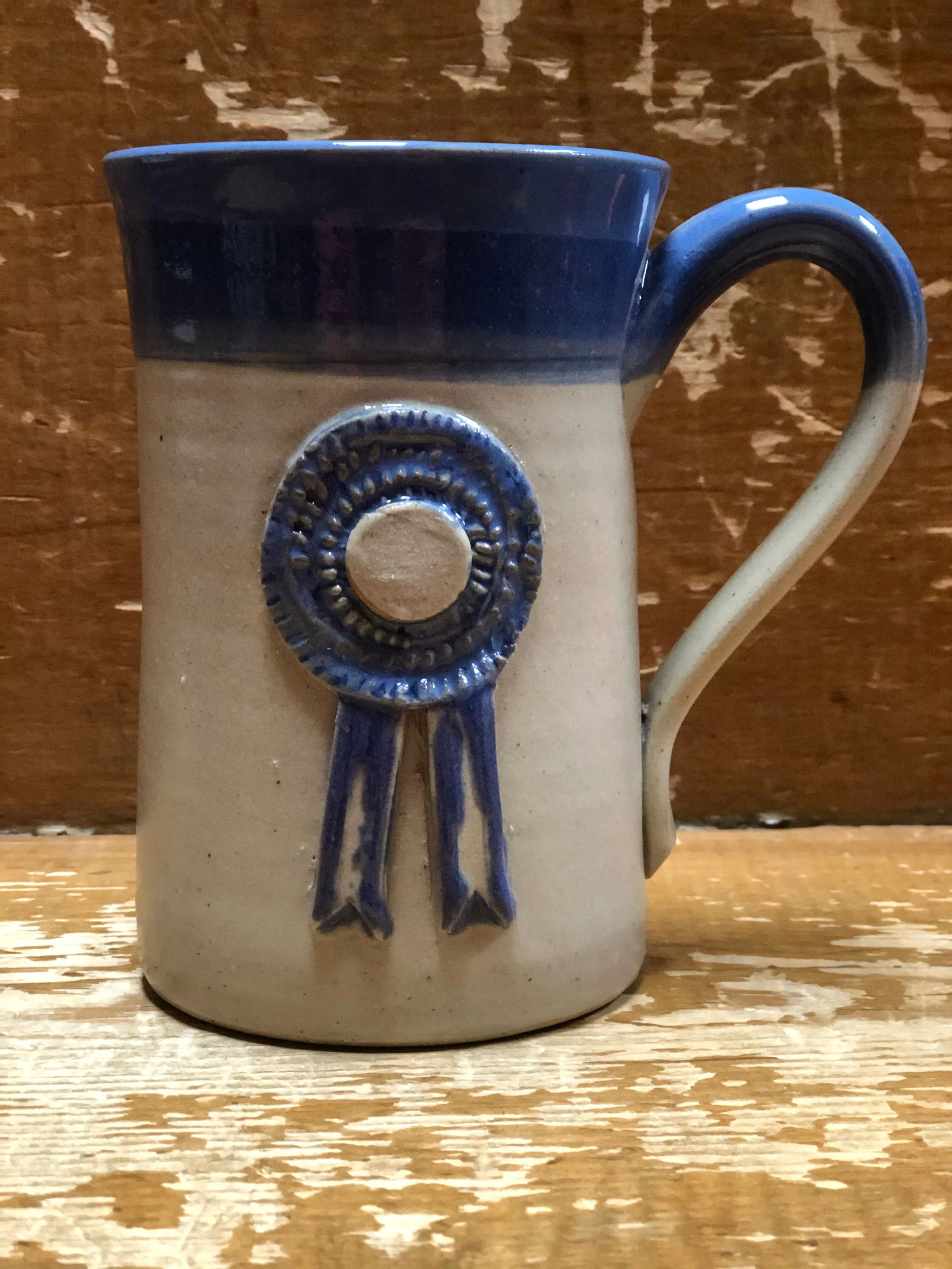 HCO Exclusive Ribbon Pottery Mug