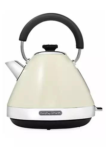 Morphy Richards Venture Cream Pyramid Kettle - 100132 | Kaleidoscope