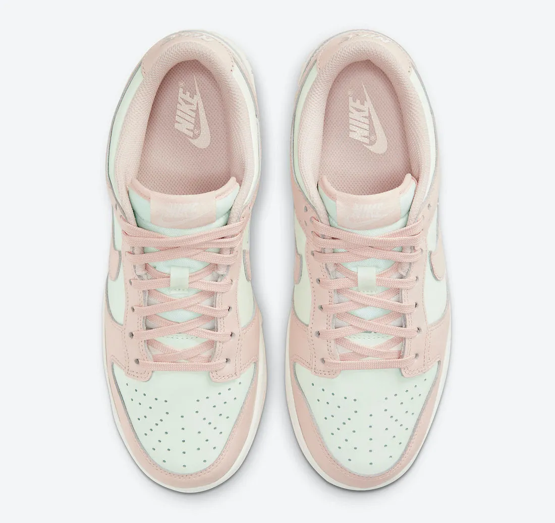 Nike Dunk Low WMNS Orange Pearl